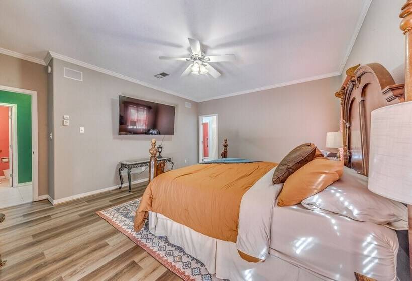 Charming Home W/ Patios, Near Ruidoso Downs Casino