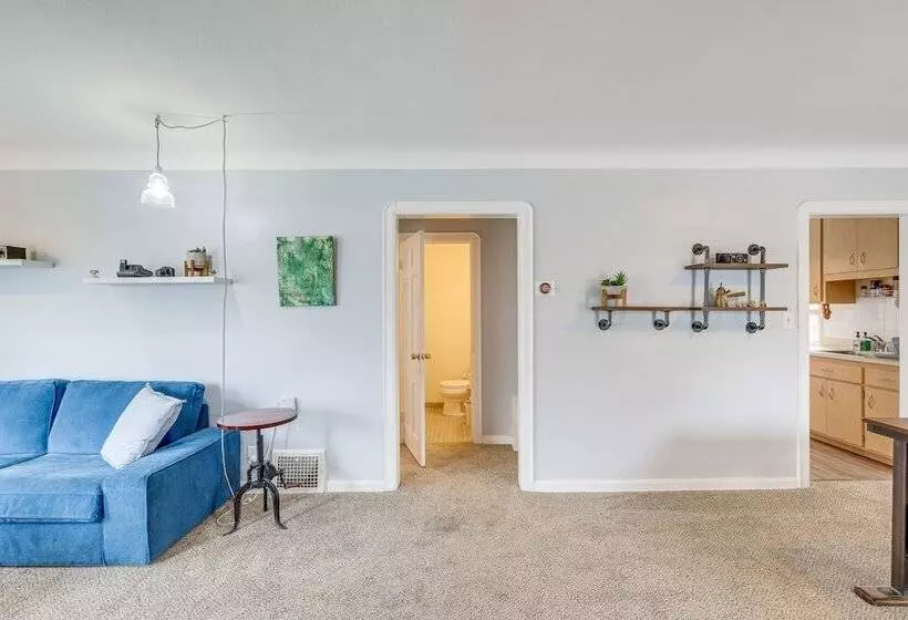 Wfh Friendly Abode W/ Home Gym In Cleveland