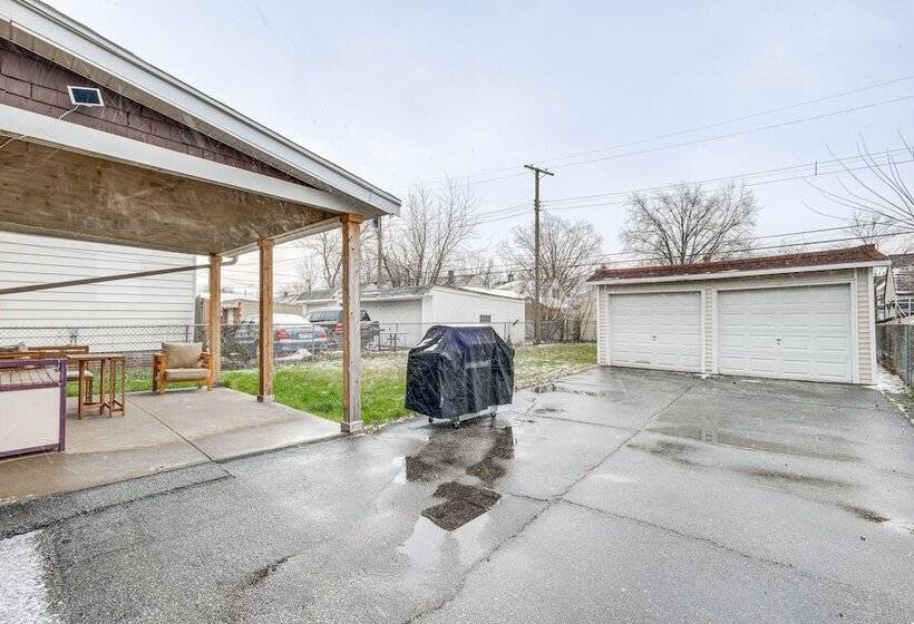 Wfh Friendly Abode W/ Home Gym In Cleveland