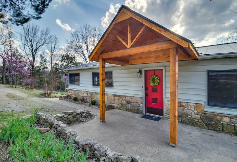 Henderson Cabin W/ Deck & Scenic Lake Views!