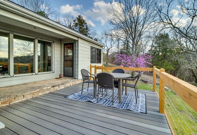 Henderson Cabin W/ Deck & Scenic Lake Views!