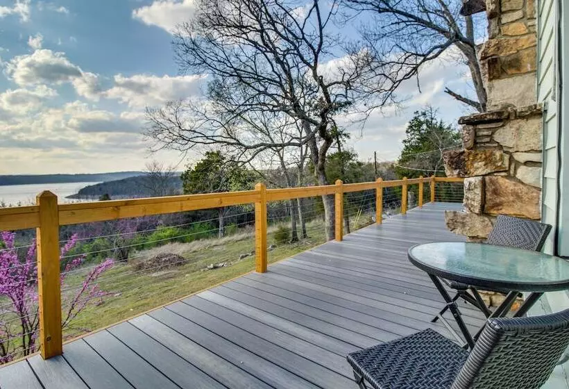 Henderson Cabin W/ Deck & Scenic Lake Views!