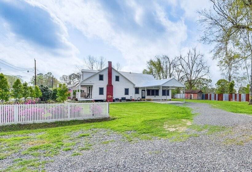 Historical 1835 Home In Grand Coteau!