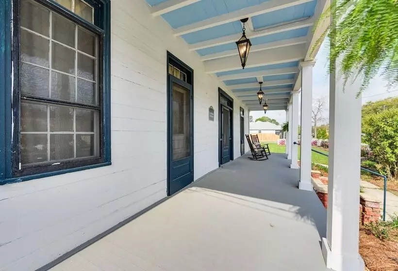 Historical 1835 Home In Grand Coteau!