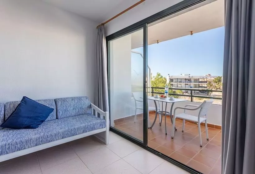 Hotelli Apartments Es Dolc