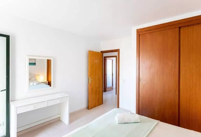 Hotelli Apartments Es Dolc