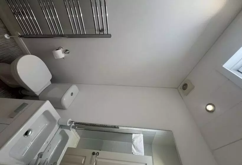 Hotelli Remarkable 3 Bed Lodge In Honiton