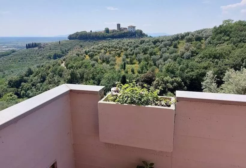 Maaseutuhotelli Agriturismo Podere Pilar
