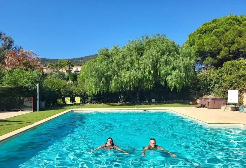La Villa Roméo   Piscine & Spa