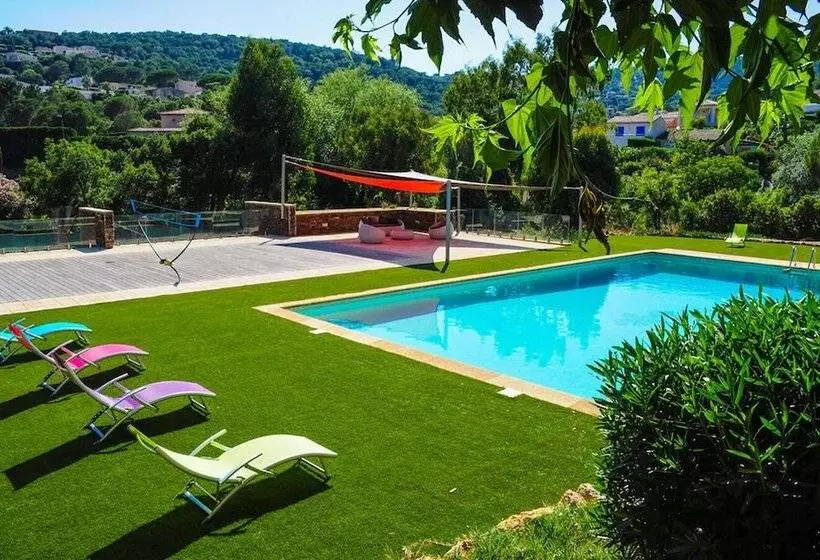 La Villa Roméo   Piscine & Spa