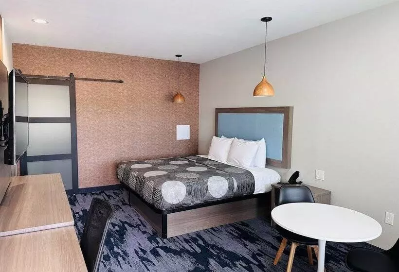 モーテル Palace Inn