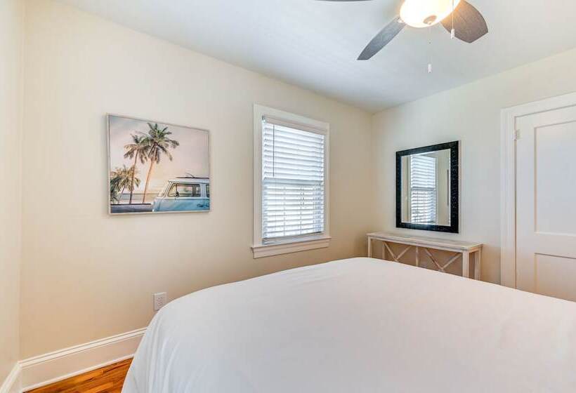 New Bern House W/ Gas Grill Near Neuse River!