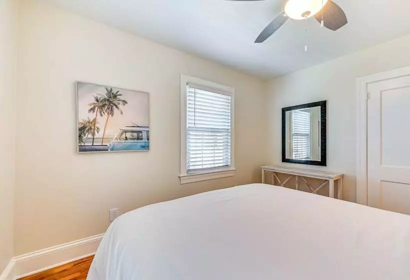 New Bern House W/ Gas Grill Near Neuse River!