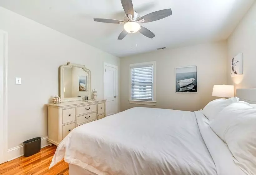 New Bern House W/ Gas Grill Near Neuse River!