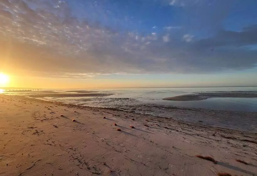 Peaceful Carrabelle Home W/ Pool & Beach Access!