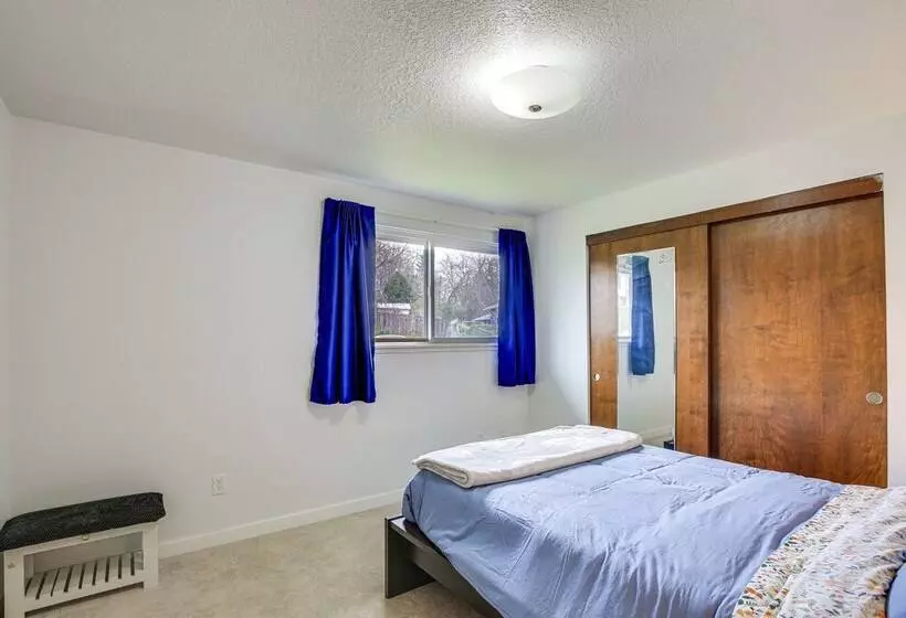 Peaceful Gresham Home W/ Grill: 2 Mi To Downtown