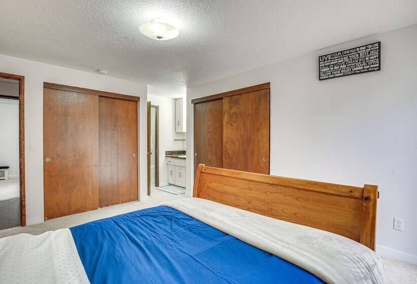 Peaceful Gresham Home W/ Grill: 2 Mi To Downtown