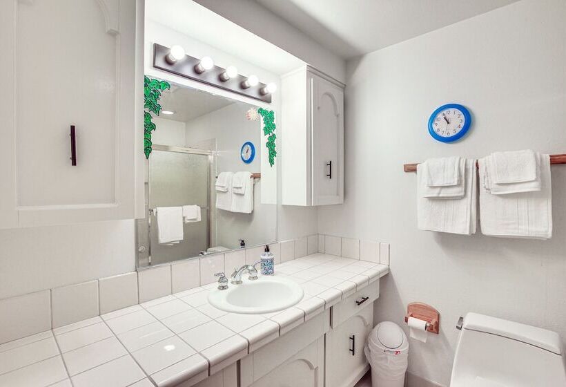 Peaceful Gresham Home W/ Grill: 2 Mi To Downtown