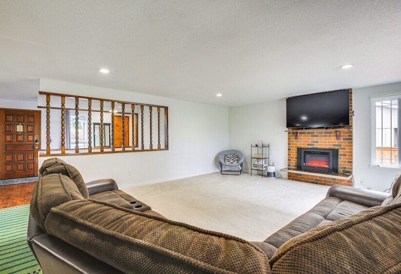 Peaceful Gresham Home W/ Grill: 2 Mi To Downtown