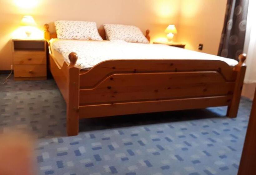 פנסיון Magdaléna Panzio