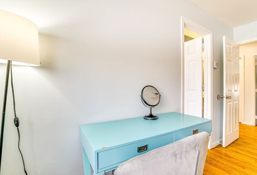 Poconos Home W/ Private Pool, Hot Tub & Sauna!