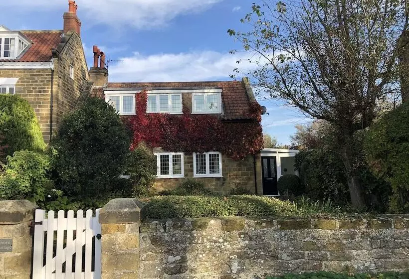 Scalby Grove Cottage Stunning 3 Bed Cottage