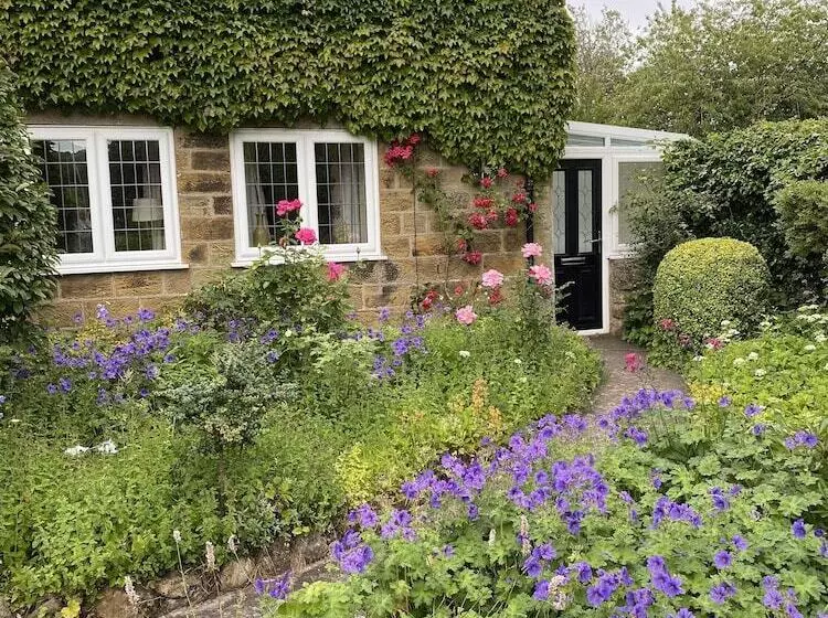 Scalby Grove Cottage Stunning 3 Bed Cottage