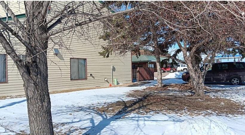 Scotwood Motel By Oyo Washburn Nd