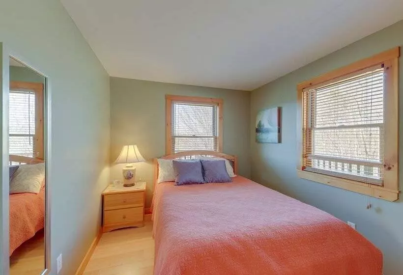 Spacious Harrison Cabin ~ 1 Mi To Long Lake!