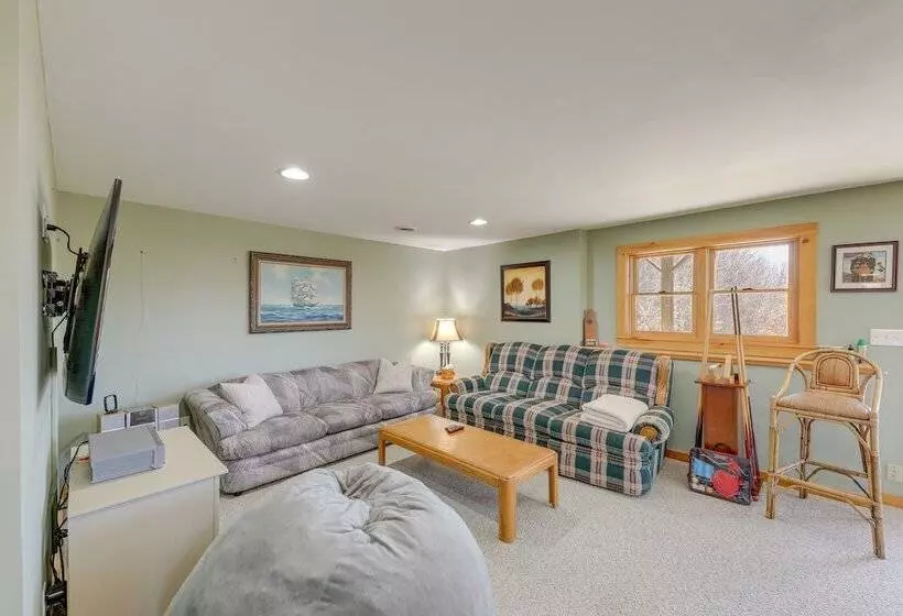 Spacious Harrison Cabin ~ 1 Mi To Long Lake!