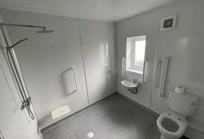 Retkeilymaja Eat And Sleep Lindisfarne