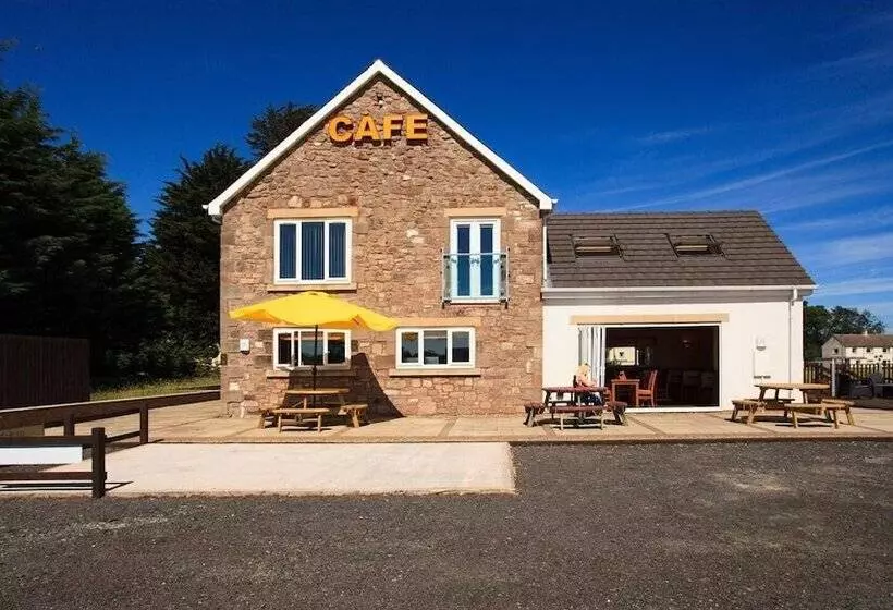 Retkeilymaja Eat And Sleep Lindisfarne