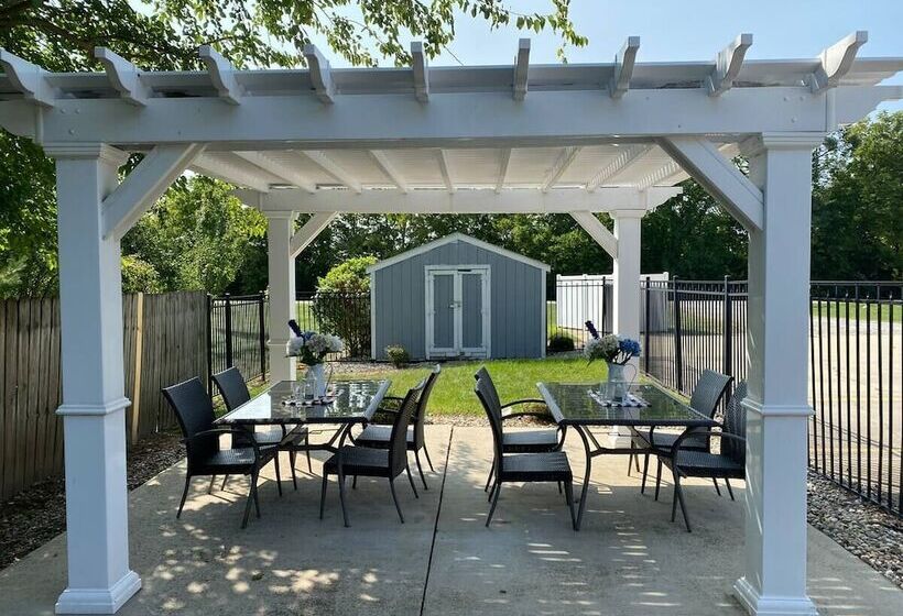 مبيت وإفطار Arbor Rose Boutique