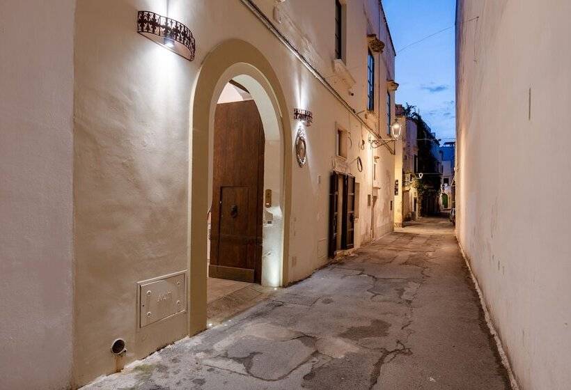 צימר The Crown Palace Gallipoli