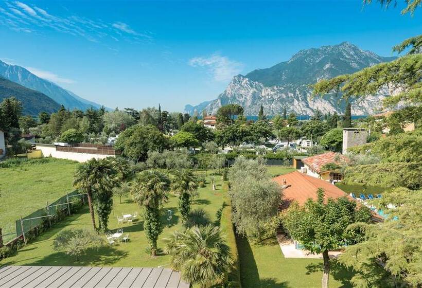 Bike & Wind Hotel Villa Maria   Happy Rentals