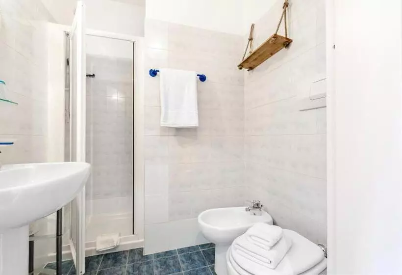 Bike & Wind Hotel Villa Maria   Happy Rentals