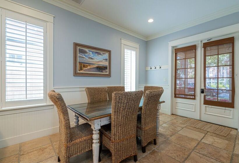 Sandestin Bungalo 45: Golf Cart, Pool, & More!