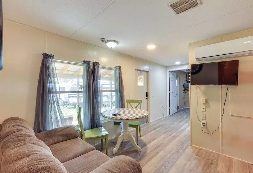 Cozy Morriston Home Near World Equestrian Center!