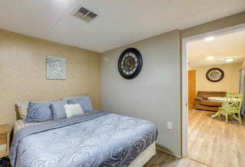 Cozy Morriston Home Near World Equestrian Center!