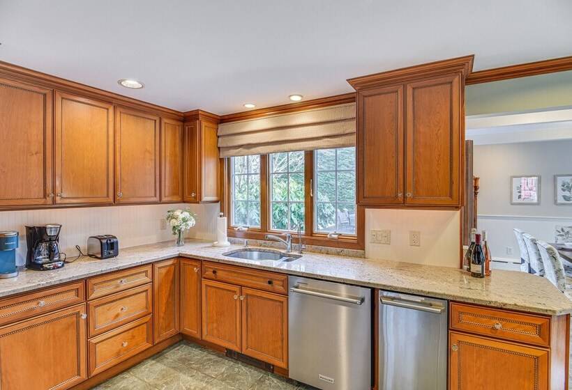 Falmouth Retreat W/ Private Pool, Gym & Game Room!