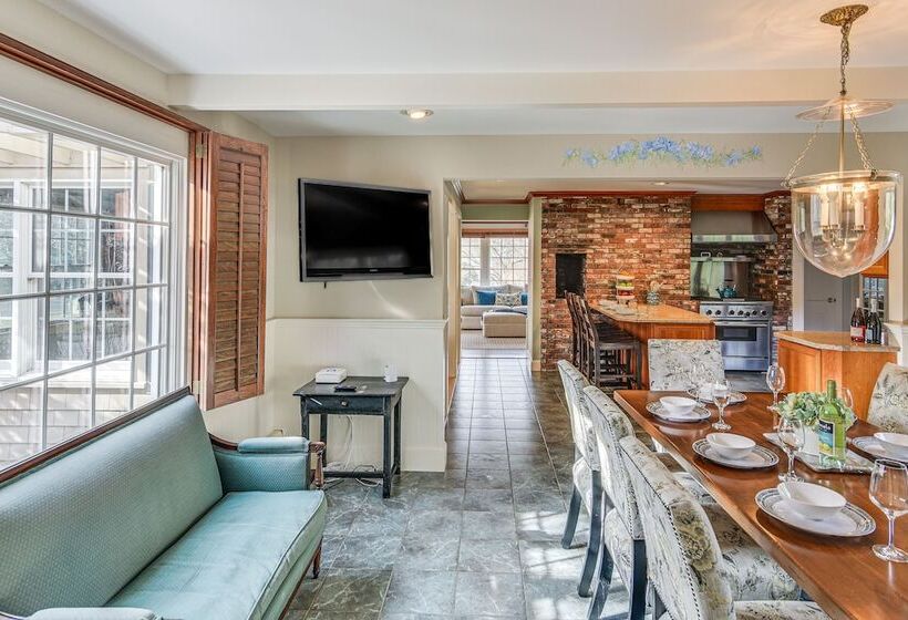 Falmouth Retreat W/ Private Pool, Gym & Game Room!