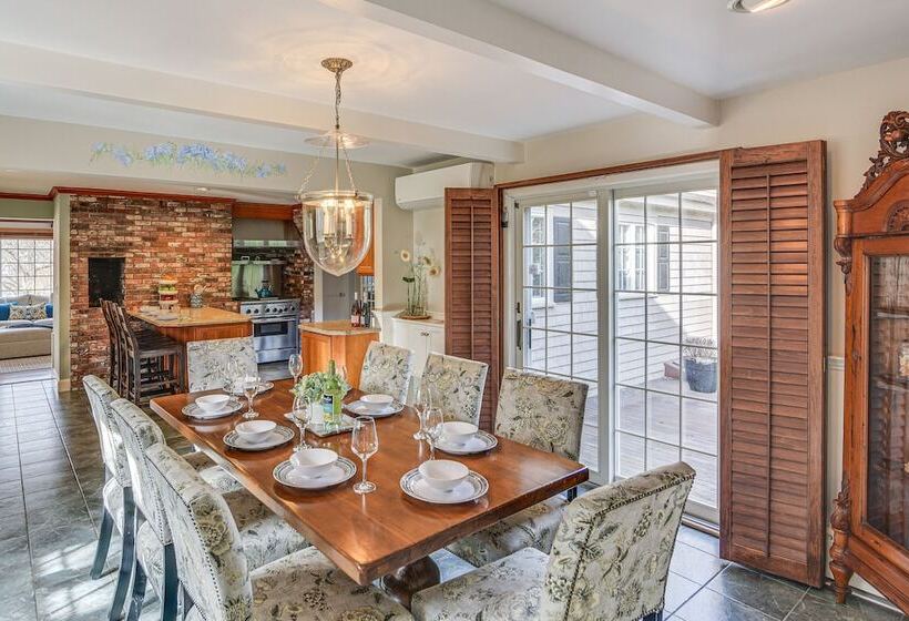 Falmouth Retreat W/ Private Pool, Gym & Game Room!