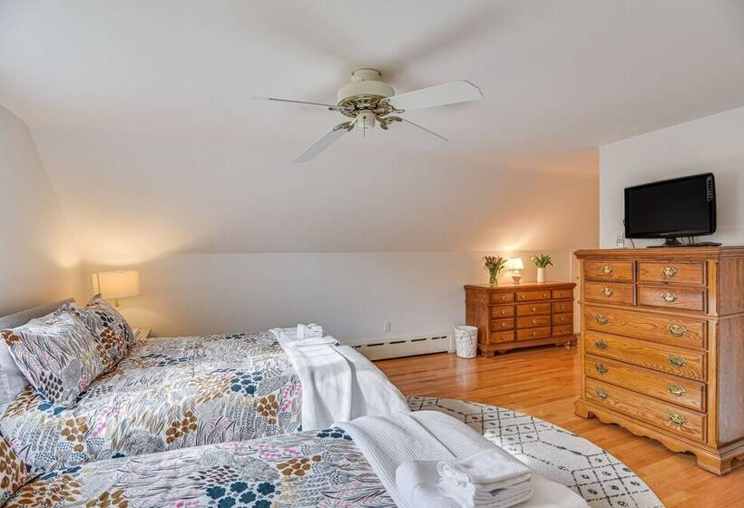 Falmouth Retreat W/ Private Pool, Gym & Game Room!