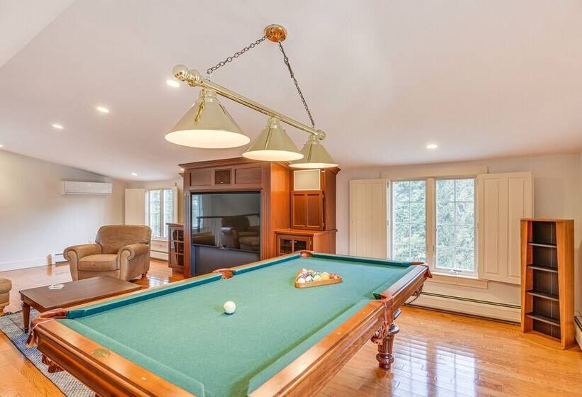 Falmouth Retreat W/ Private Pool, Gym & Game Room!
