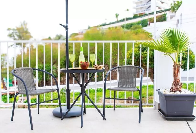 Hostelli Boutique Rooms Playa Burriana