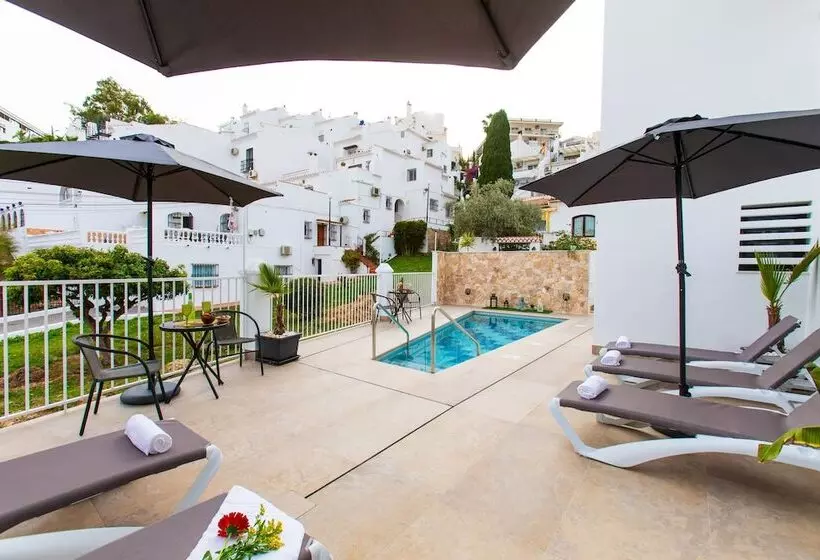 Hostelli Boutique Rooms Playa Burriana