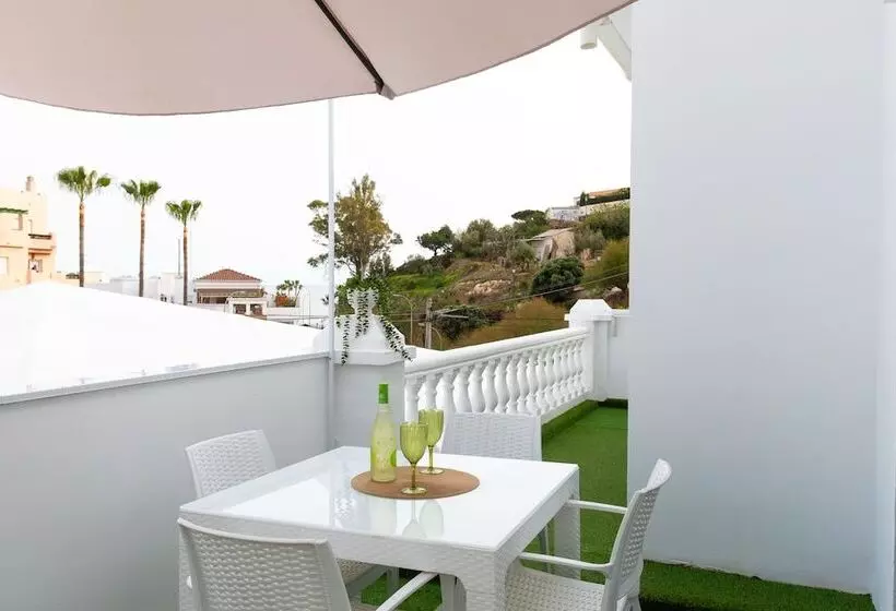 Hostelli Boutique Rooms Playa Burriana