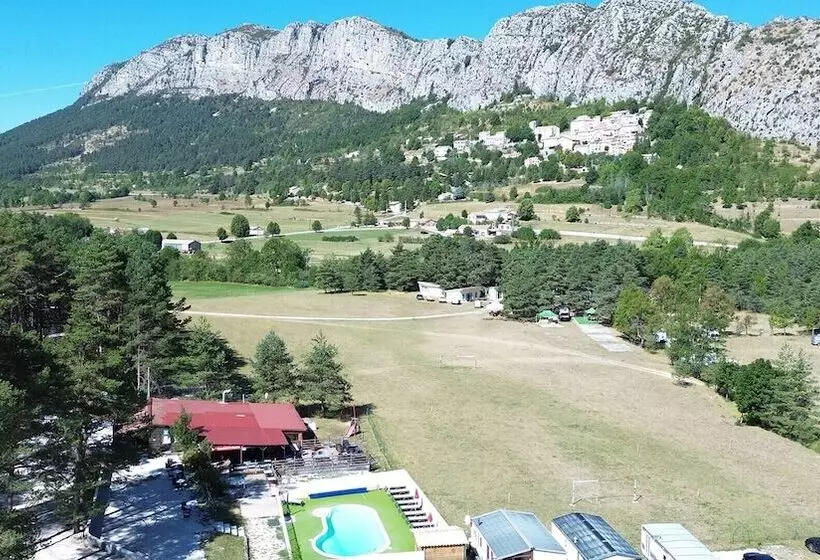 Hotelli Camping La Pinatelle