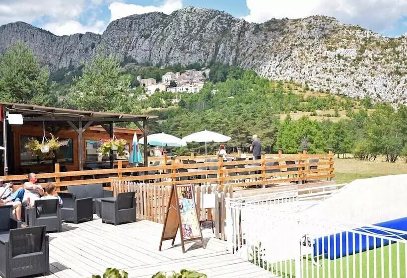 Hotelli Camping La Pinatelle