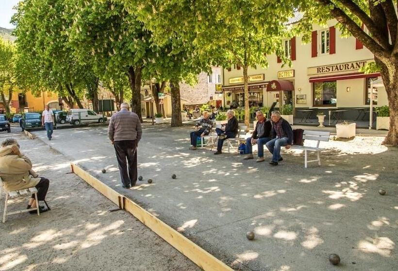 호텔 Hôtel Restaurant Les Marronniers